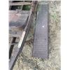 Image 2 : MODEL T PARTIAL BODY & FRAME C/W TRUNK LID & 1 RUNNING BOARD