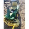 Image 3 : John Deere F525 riding mower, front mount, 46" cut *AS IS condition*