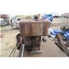 Image 2 : Vintage Briggs and Stratton Engine Has Compression