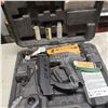 Image 2 : Bostitch cordless Brad nailer  18GA straight 2" GBT1850K