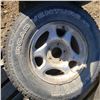 Image 6 : 5 tires with  rims - 5 bolt, 245-75-R16 tires used