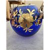 Image 2 : Blue Glass Bowl with Gold floral pattern Cat A
