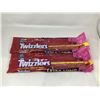 Image 1 : Twizzlers Pull n Peel Extra Long Candy (2 X 652G)