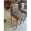 Image 2 : (EK) 3 Oak & Upholstered Bar Stools