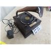 Image 2 : Daylin Bigband Record Player & Radio Styled Gramophone