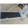 Image 2 : (CV) Cadence 4250 Treadmill