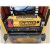 Image 2 : (CV) De Walt DW 733 Thickness Planer