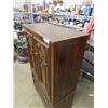 Image 2 : Dresser 58" x 38" x 18"