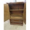 Image 3 : Dresser 58" x 38" x 18"