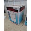 Image 2 : 3 New Water Pump Tanks 2)Red Lion 4.5 Gal 1) 2.1 Gal