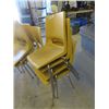 Image 2 : 11 Stacking Chairs
