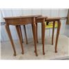 Image 1 : Set of 3 Nesting Tables