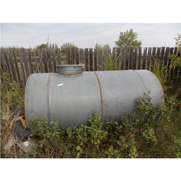 Weststeel Round Galvanized Fuel Tank with Lid on Iron Stand