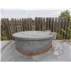 Image 4 : Weststeel Round Galvanized Fuel Tank with Lid on Iron Stand