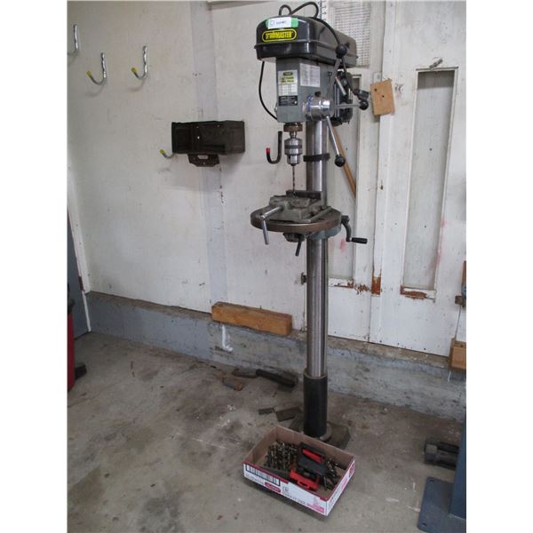 Trademaster floor drill press 7.5Amp with accessories