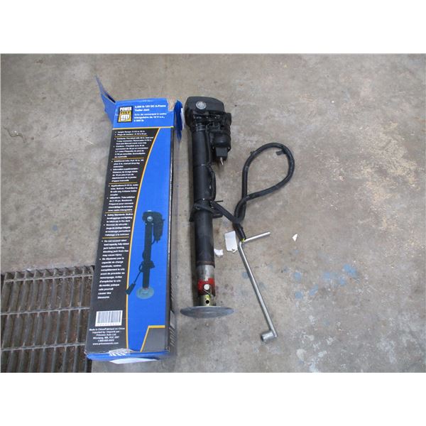 3500lb A-frame trailer jack (looks like it's been repaired)