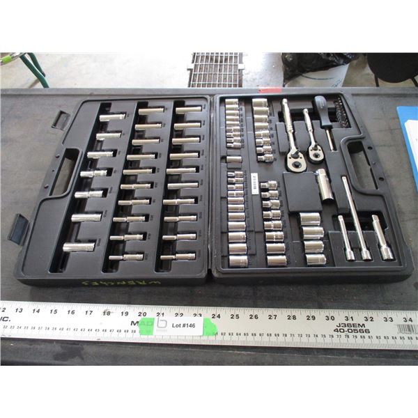 Stanley Socket Set in case