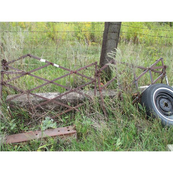 yard drag fence poles, misc