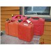 Image 1 : 4 gas cans
