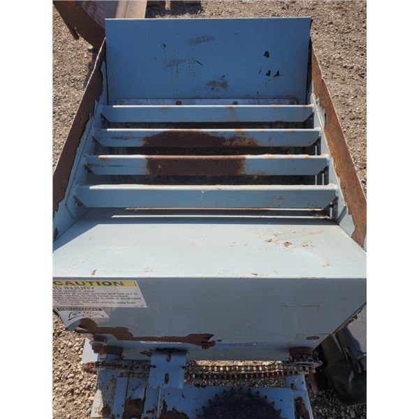 Blueline 760 Roller Mill (broke shaft in roller) is repairable, motor needs work