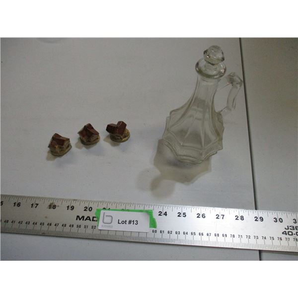 Red Rose Tea Figures (3) vinegar decanter