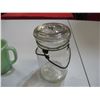 Image 7 : Jadeite Fire King cup + perfect seal mason jar