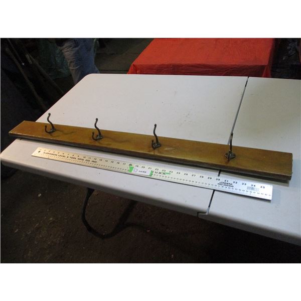 wall mount coat hanger