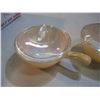 Image 2 : 3X The Money - Fire King Soup Gravy bowls with lids (peach luster)