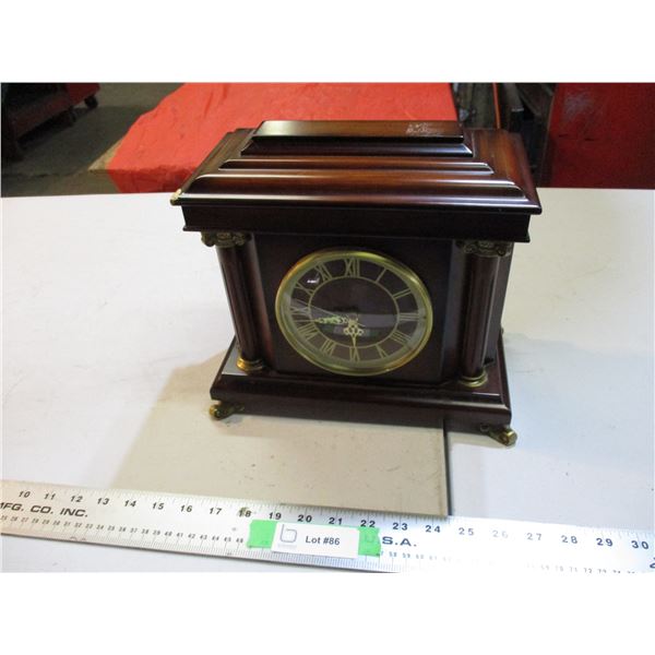 Mantle clock - battery operated