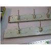 Image 2 : wall mount coat hanger (2)