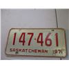 Image 2 : 1971, 76 Sask License plates
