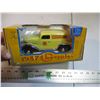 Image 2 : Home Hardware 1937 Chevy Delivery truck bank (NIB)