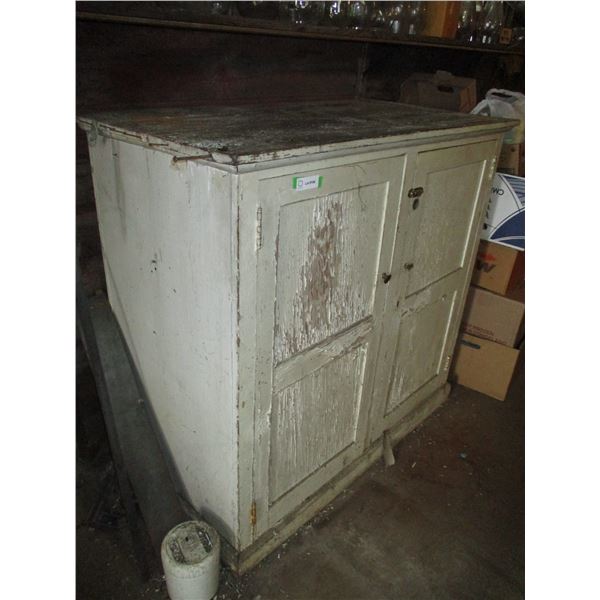 Vintage cupboard (4ftx23"x45" high)