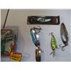 Image 2 : Lot of fishing hooks