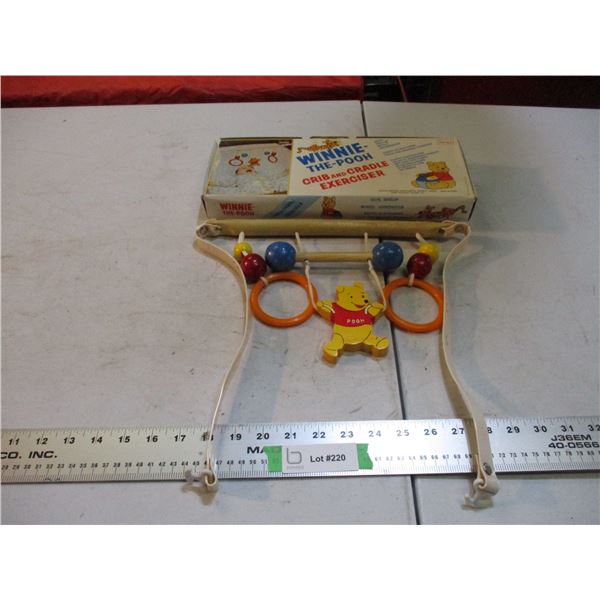 Vintage winnie the pooh Crib + cradle exerciser