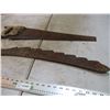 Image 3 : vintage hay knife + hand saw