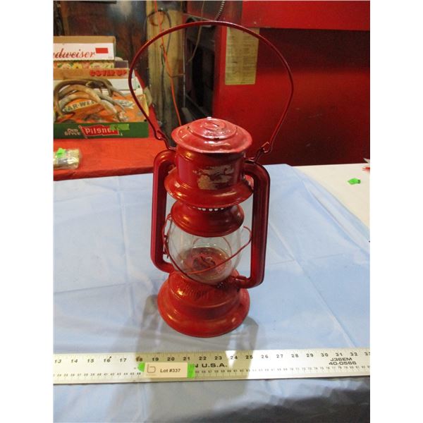 E.T Wright Barn kantern stamped Feb 1912