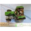Image 2 : ERTL John Deere Tractor 9" long