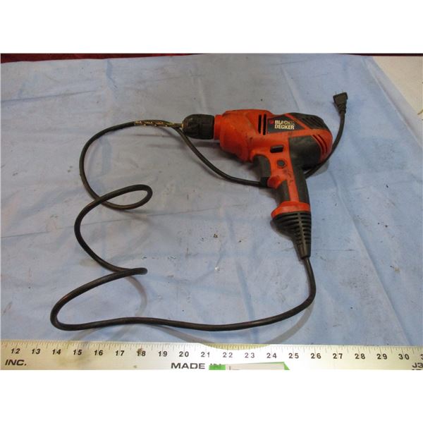 Black & Decker 3/8 drill (working) electric