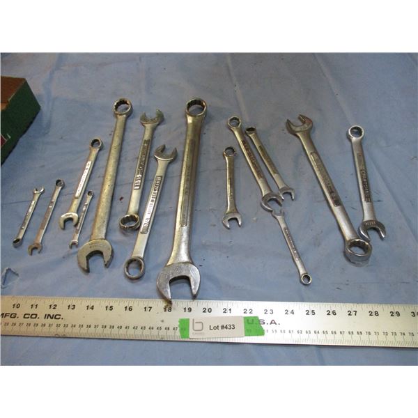 Misc wrenches, smallest 1/4" - 1 1/16" largest