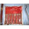 Image 2 : 6pc air chisel set, pry bar, misc