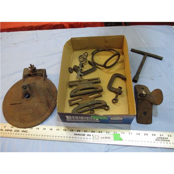 binder lid, clamps, misc