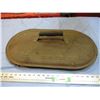 Image 1 : boiler lid (wooden handle)