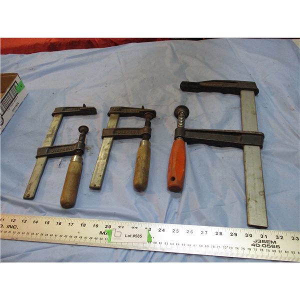 3 wood clamps