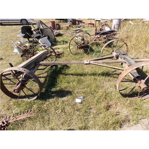 Wooden Wagon Running Gear with Iron hitch