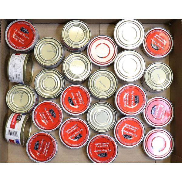 FLAT OF CLOVER LEAF SALMON/TUNA