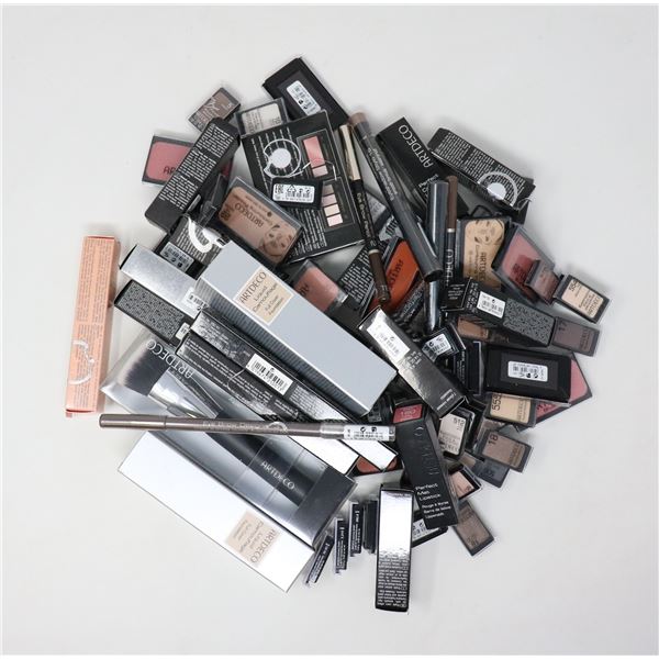 BAG LOT OF ASSORTED ARTDECO MAKEUP