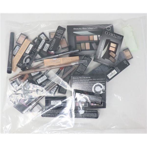 BAG LOT OF ASSORTED ARTDECO MAKEUP