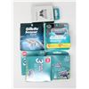 Image 1 : BAG LOT OF ASSORTED RAZOR CARTRIDGES