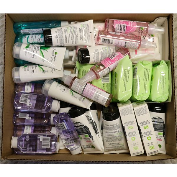 FLAT LOT OF ASSORTED SKIN CARE PRODUCTS